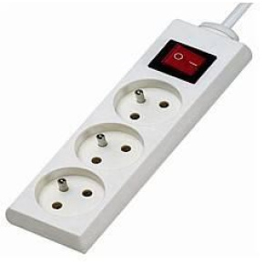 Konnoc DX-3FS 3m trojzásuvka s vypínačem Konnoc DX-3FS 3m trojzásuvka s vypínačem
